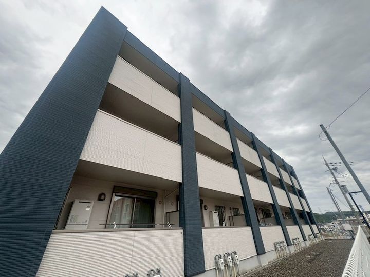 オプティマIIIの外観