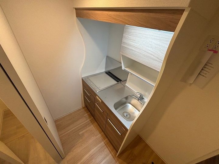 セレニテ兵庫エクラのキッチン