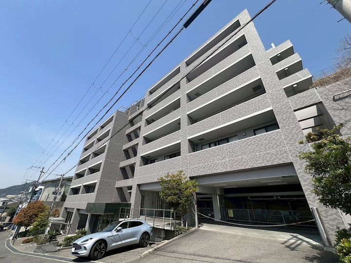 兵庫県神戸市灘区赤松町2丁目の賃貸マンションの外観