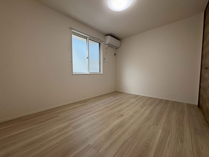 兵庫県神戸市灘区高羽町4丁目の賃貸アパートの居間