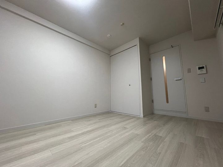 兵庫県神戸市灘区篠原中町3丁目の賃貸マンションの居間