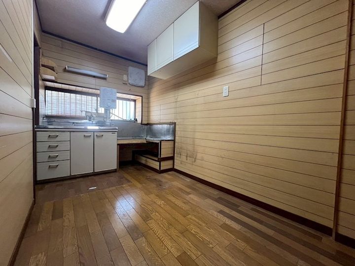 兵庫県神戸市灘区赤坂通3丁目(一戸建)の賃貸物件のキッチン