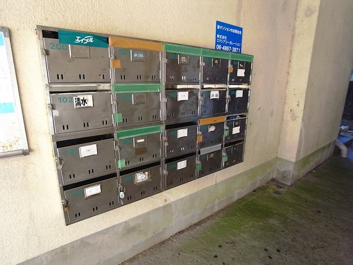 兵庫県神戸市垂水区塩屋台3丁目の賃貸マンションの玄関