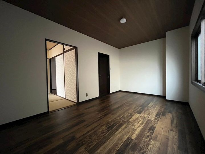 シャルマンコーポ鈴蘭台の居間