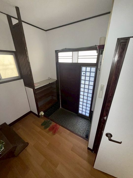 兵庫県神戸市垂水区西舞子9丁目(一戸建)の賃貸物件の玄関