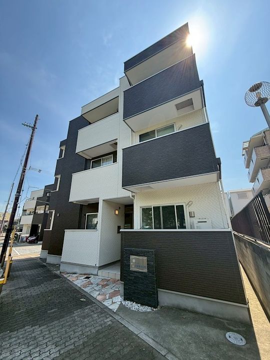 A−EAST須磨海浜公園の外観