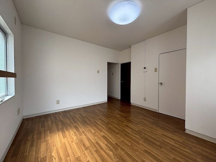 宮前マンションの居間