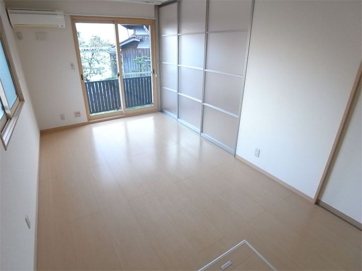 セジュール名谷IIの居間