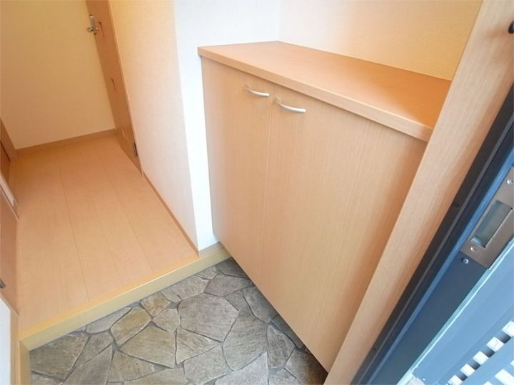 セジュール名谷IIの玄関