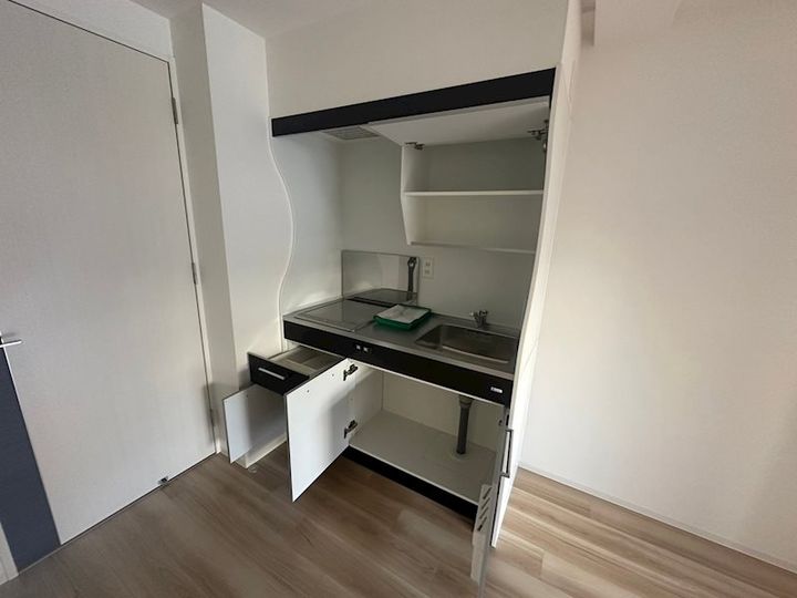 セレニテ神戸ミラクノールのキッチン