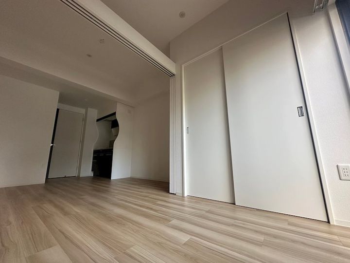 セレニテ神戸ミラクノールの居間