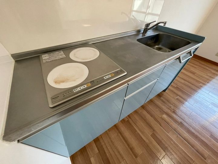 クレールベルヴィル立花 B棟のキッチン