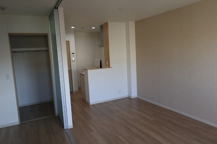 グランデ オヴェスト304の居間