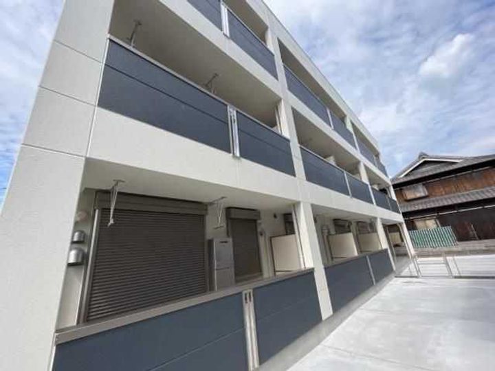 兵庫県高砂市春日野町の賃貸マンションの外観