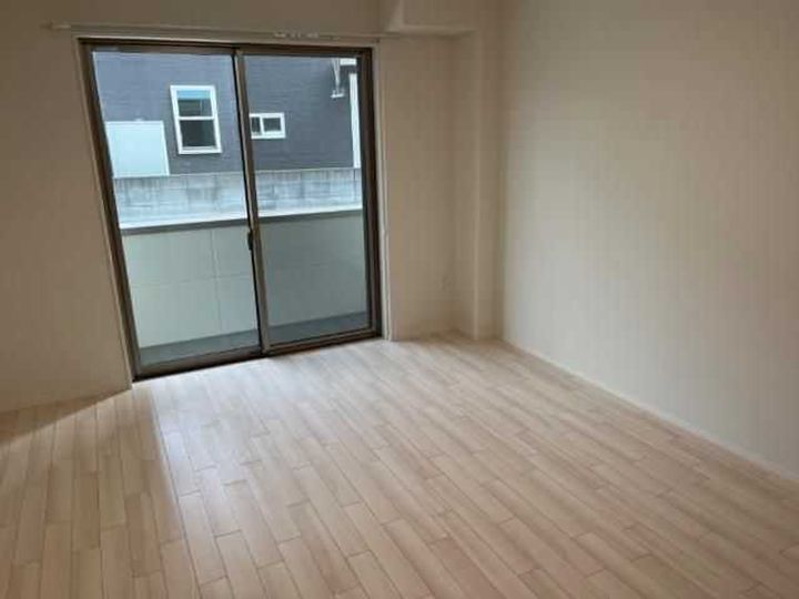 兵庫県高砂市春日野町の賃貸マンションの居間