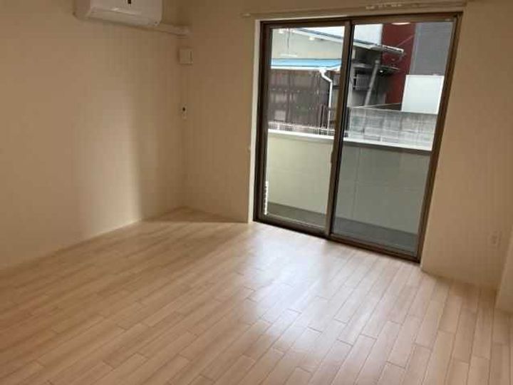 兵庫県高砂市春日野町の賃貸マンションの居間