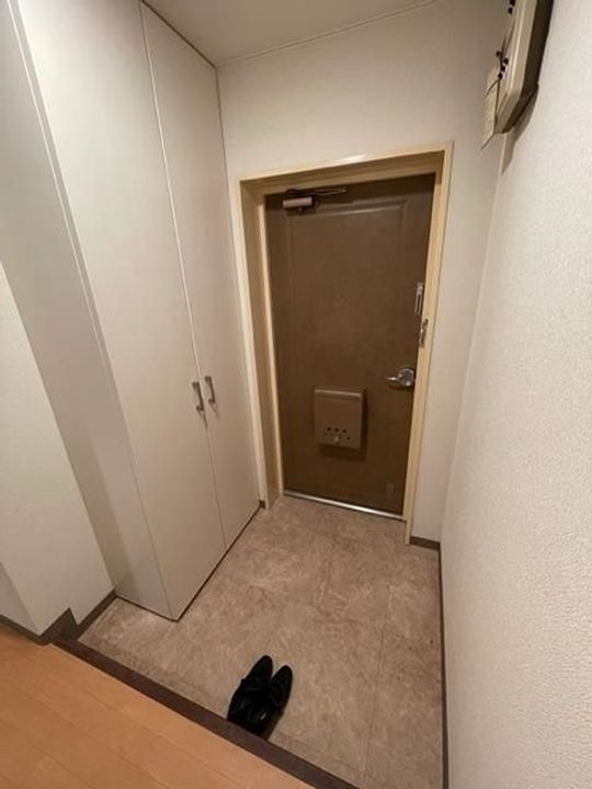 サニーハイツ嵐山の玄関
