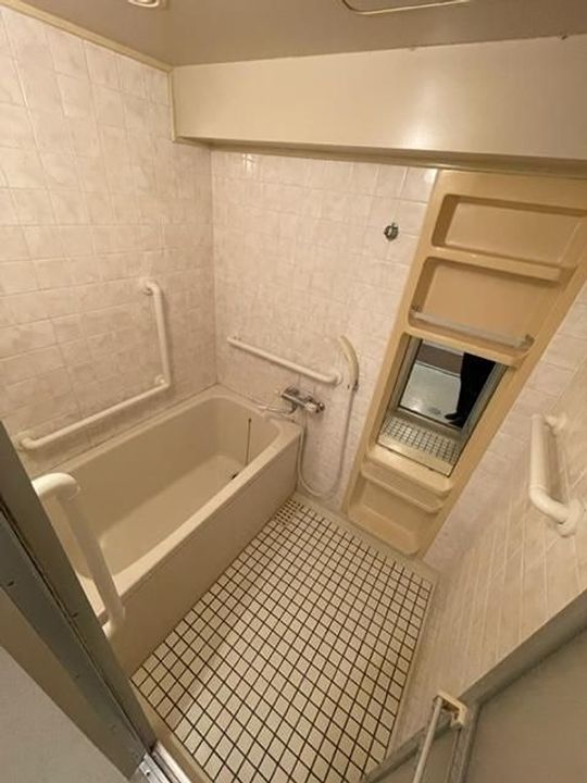 兵庫県姫路市増位新町1丁目の賃貸マンションの風呂