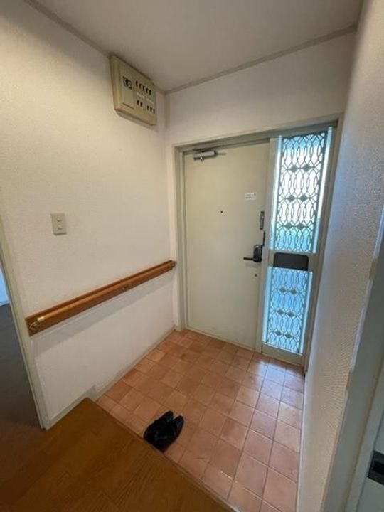 兵庫県姫路市増位新町1丁目の賃貸マンションの玄関