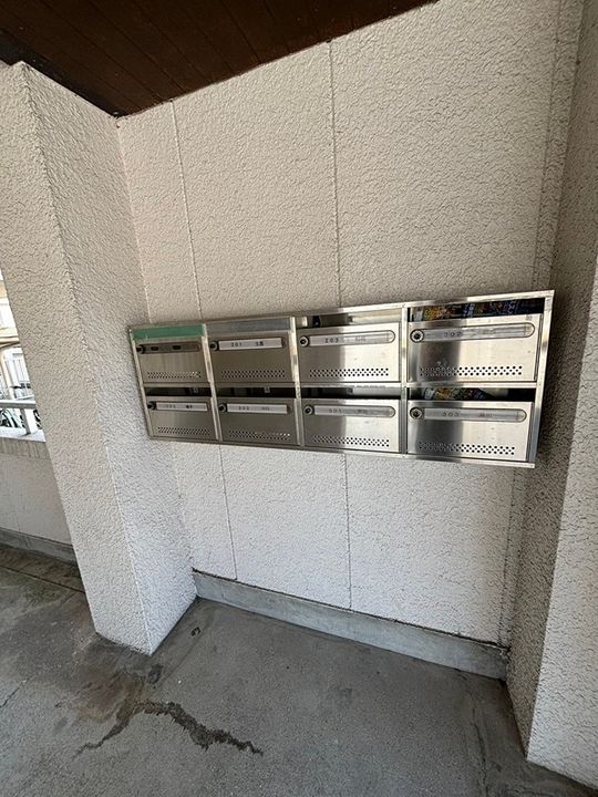 書写ハイツの玄関