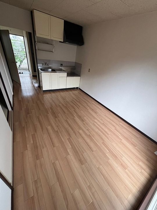 サンシティ下手野の居間