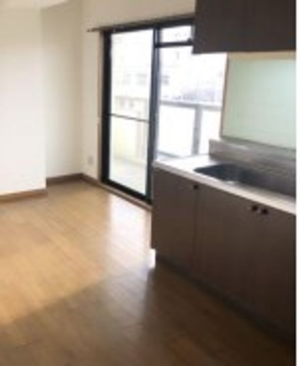 ベアード水上の居間