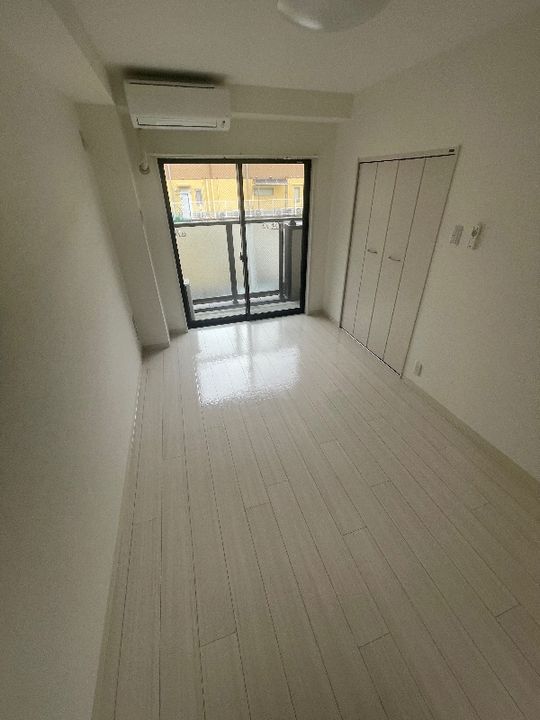 レジデンス西庄の居間