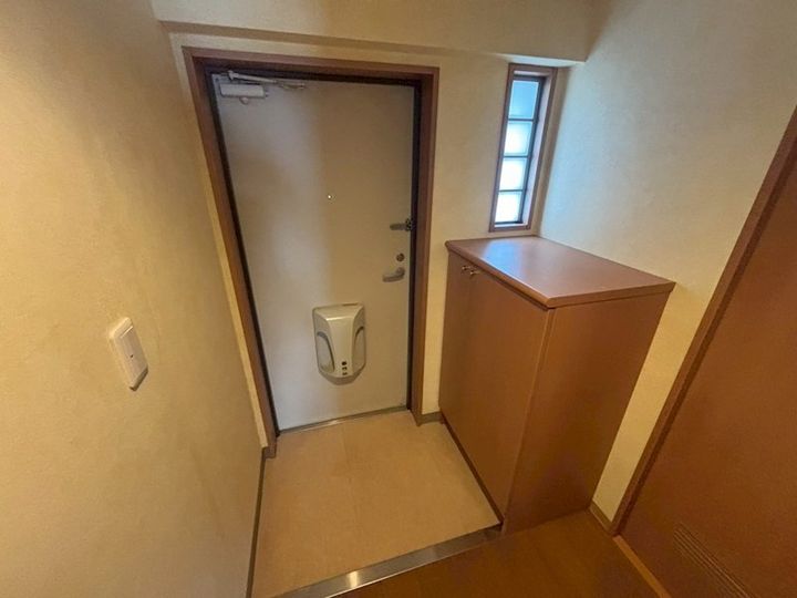 住吉マンションの玄関