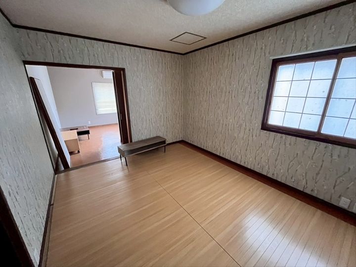 USビル塩町の居間