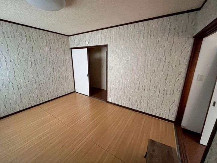 USビル塩町の居間