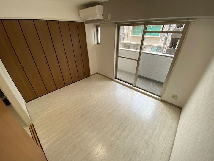 スタシオンの居間