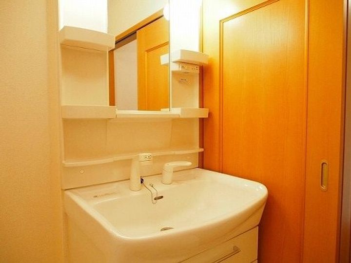 グレイス・エンジェルのその他画像