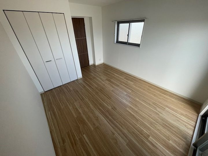 クローバー英賀保駅前の居間