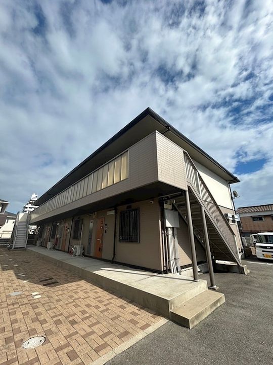 ソレジオ吾妻の外観