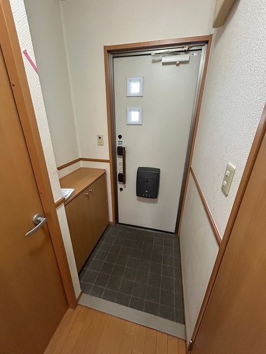 ソレジオ吾妻の玄関