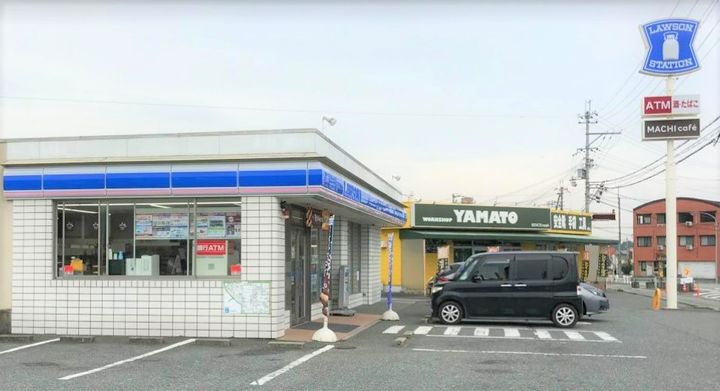 グレイス・セイバリーの周辺