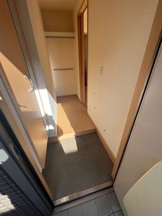 セジュールプランドール B棟の玄関