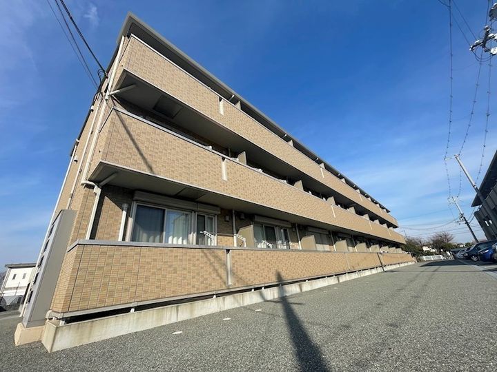 セジュール東阿保 A棟の外観