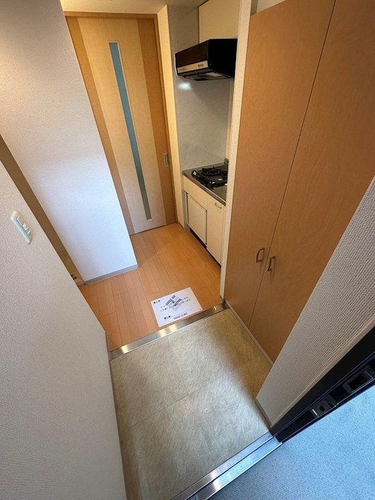 大阪府大阪市淀川区西宮原1丁目の賃貸マンションの玄関