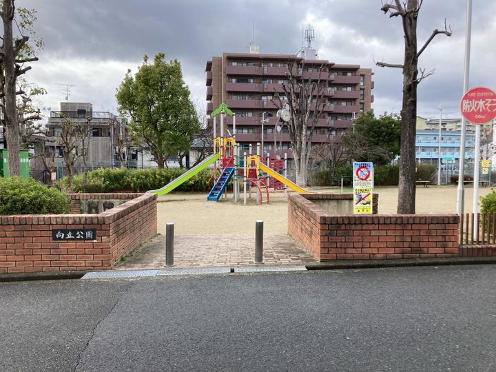 シャンテ春日の周辺