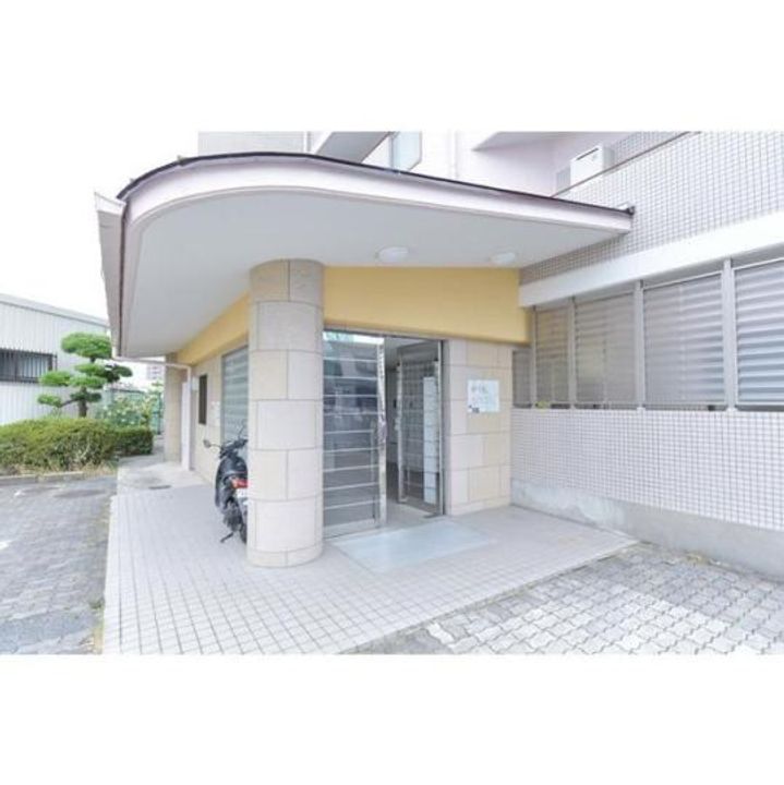 新千里ハイツこうじの玄関