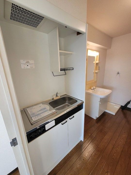 大阪府豊中市服部本町4丁目(マンション)の賃貸物件のキッチン