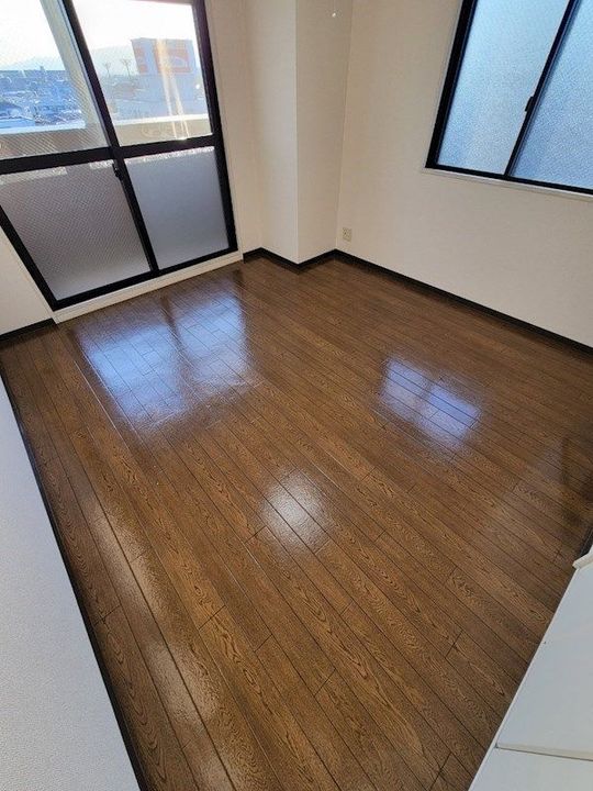 大阪府豊中市服部本町4丁目(マンション)の賃貸物件の居間