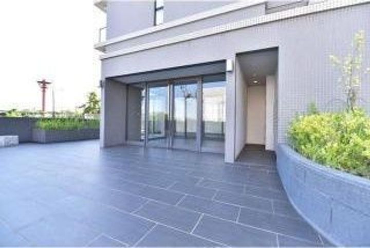 カサルテ吹田青葉丘の玄関