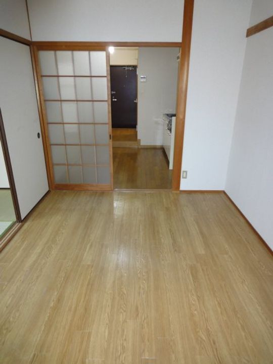 アーバンレイ12の居間