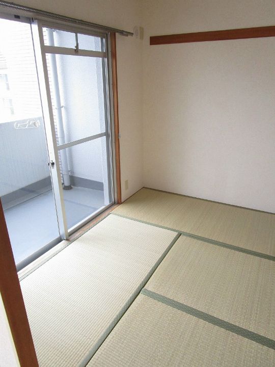エスパシオ石田の居間
