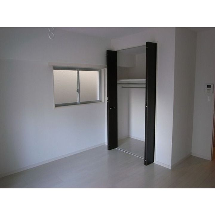 東京都墨田区東駒形1丁目の賃貸マンションの居間