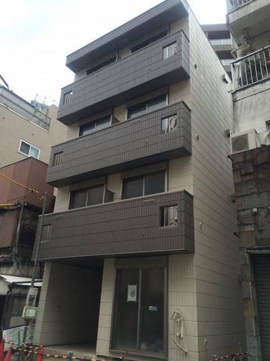 東京都渋谷区神泉町の賃貸マンションの外観