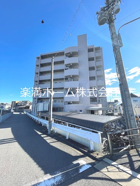 サニークレスト祥山702の外観