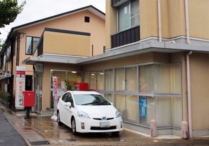 シーズン嵐山の周辺